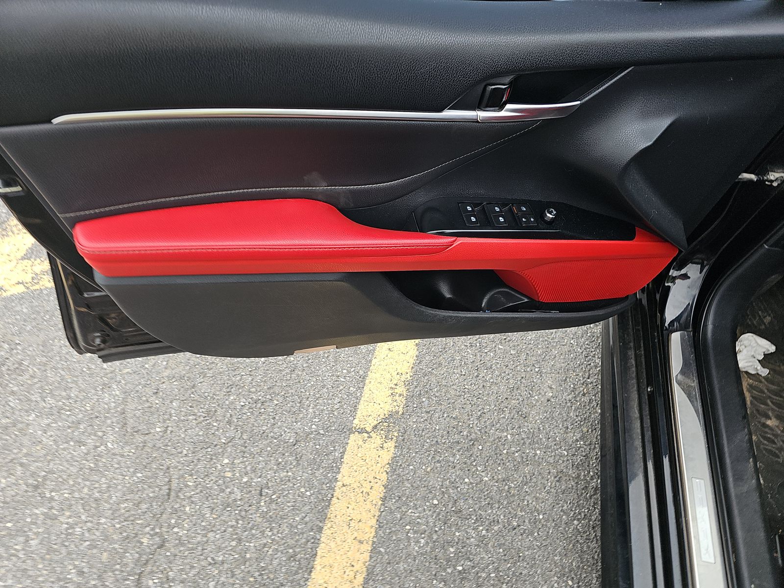 2018 Toyota Camry XSE FWD