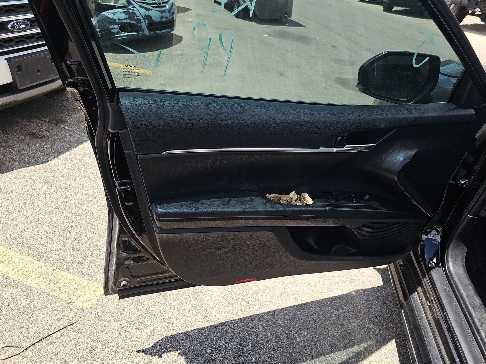 2023 Toyota Camry SE FWD