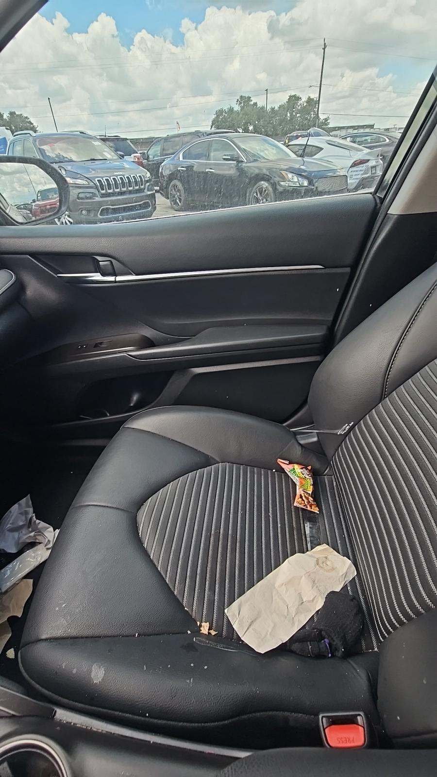 2023 Toyota Camry SE FWD
