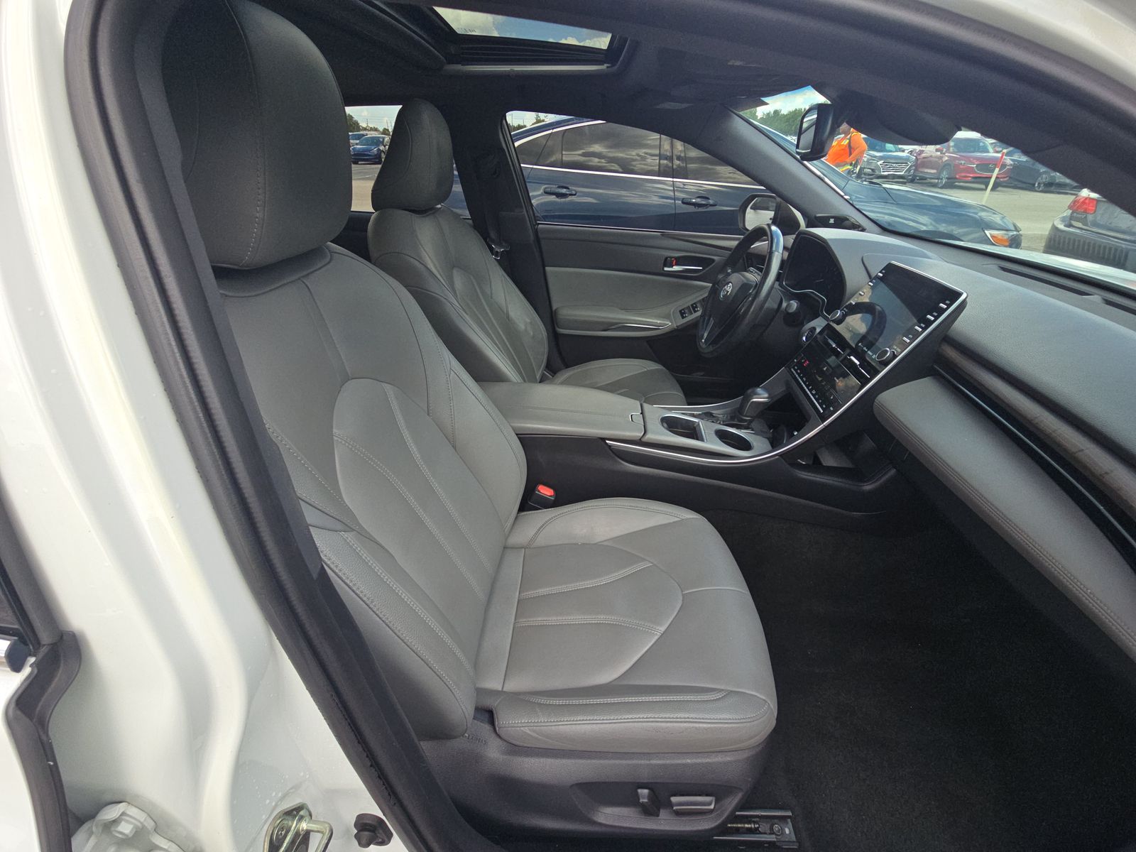 2019 Toyota Avalon XLE FWD