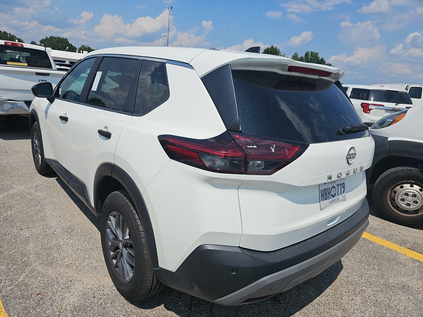 2023 Nissan Rogue S FWD