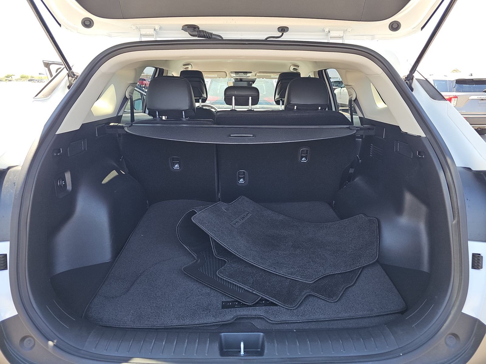2025 Kia Sportage EX FWD