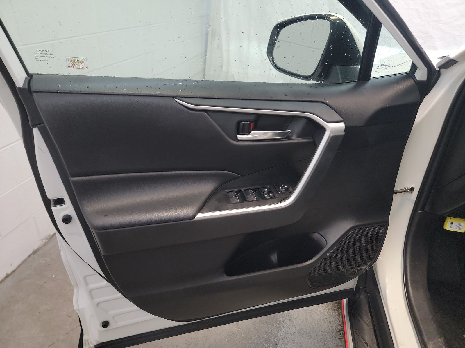 2022 Toyota RAV4 XLE FWD