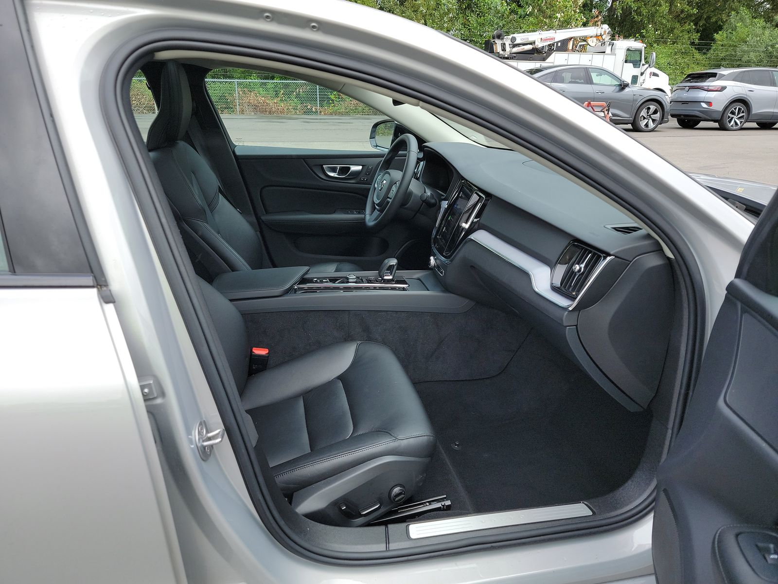 2025 Volvo S60 B5 Core AWD