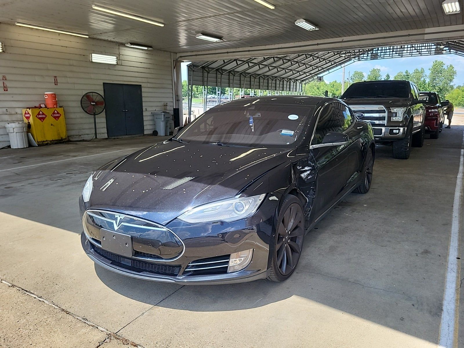 2015 Tesla Model S 85D AWD