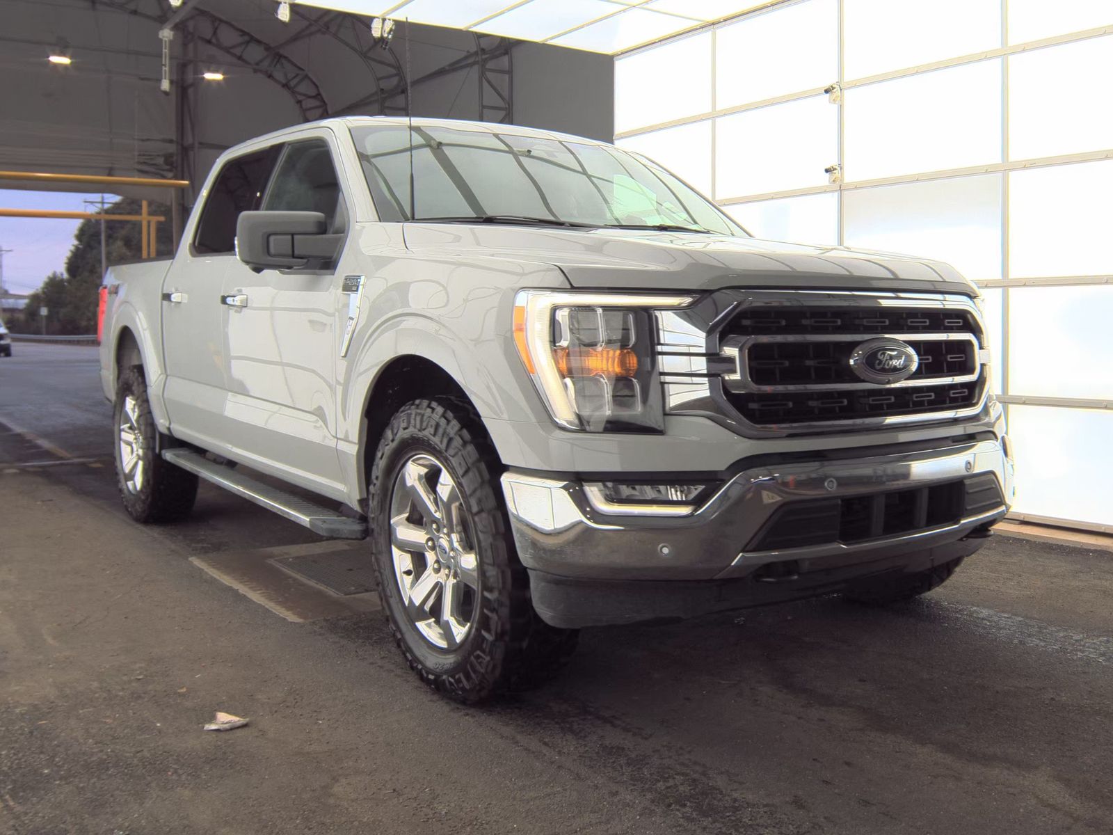 2023 Ford F-150 XLT AWD