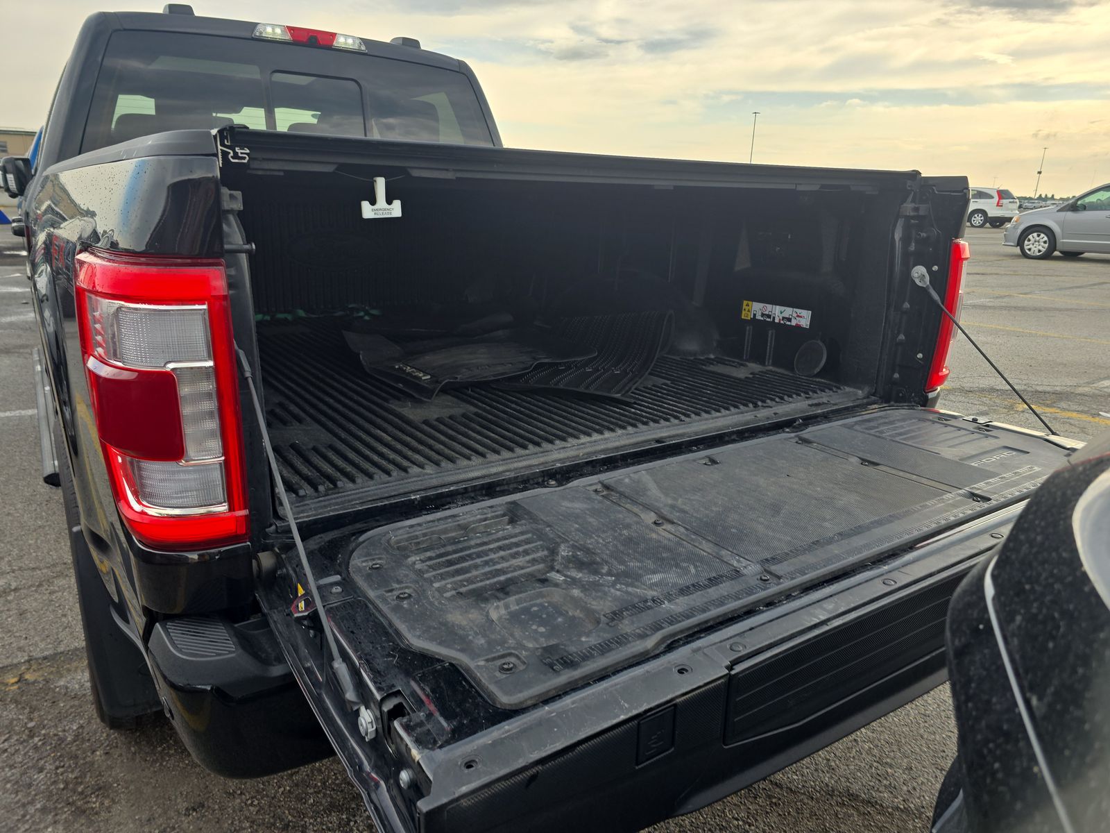 2023 Ford F-150 Platinum AWD