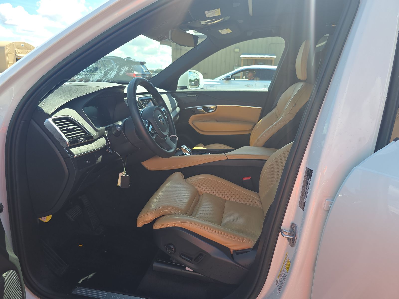 2023 Volvo XC90 B6 Ultimate AWD