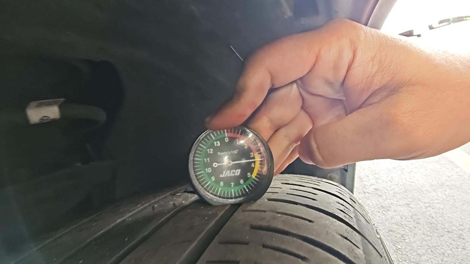 2024 Volkswagen Atlas 2.0T SE AWD