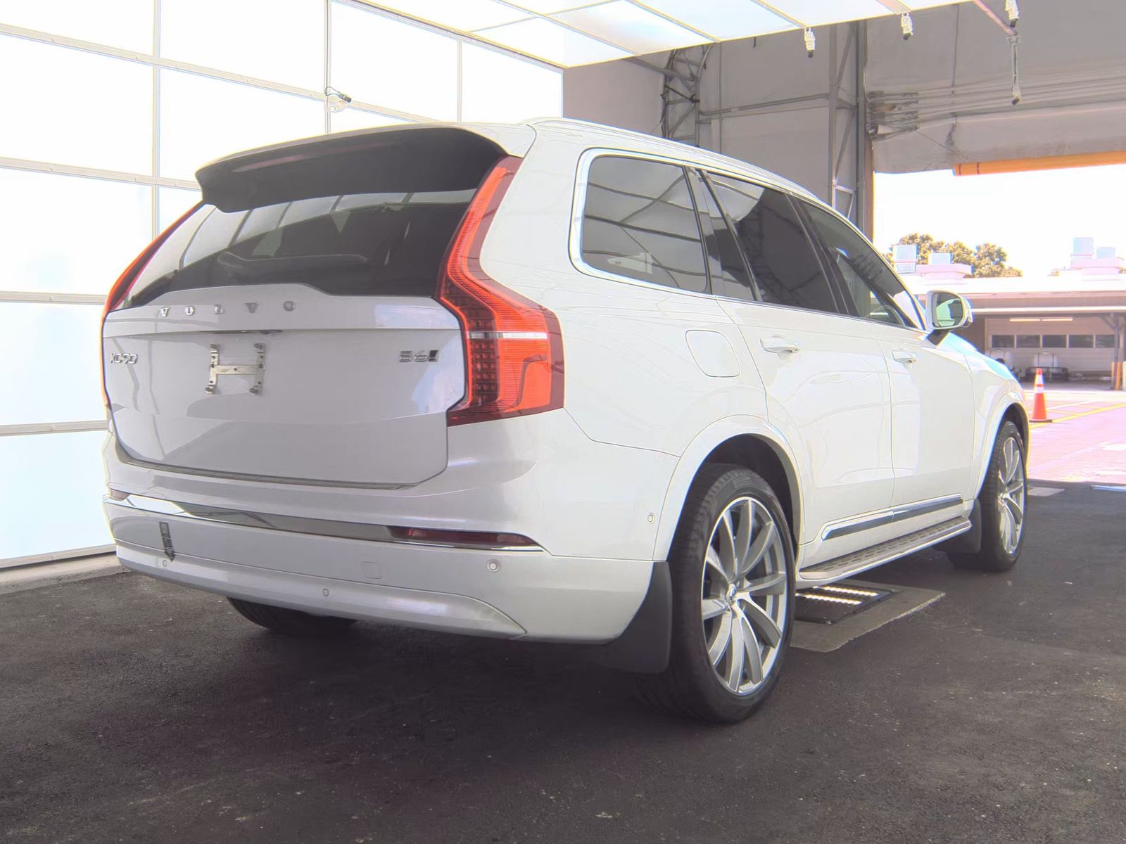 2023 Volvo XC90 B6 Ultimate AWD