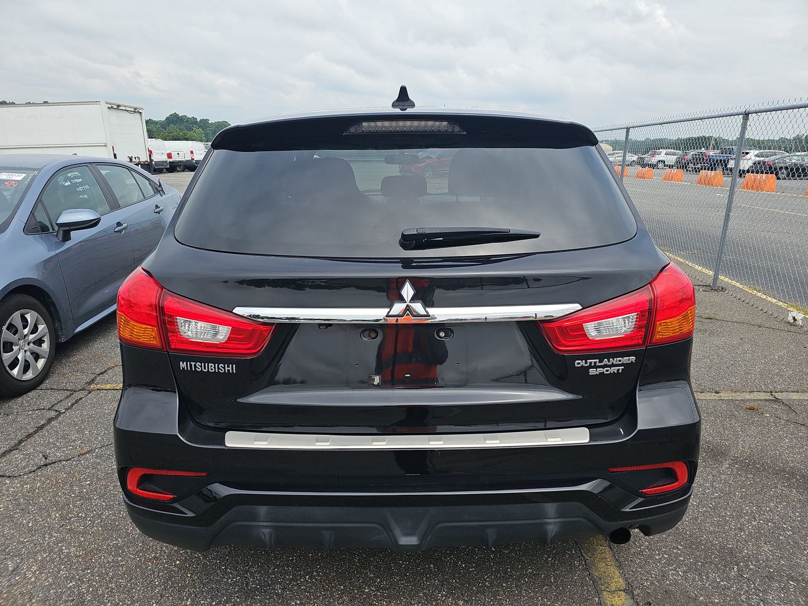2019 Mitsubishi Outlander Sport LE FWD