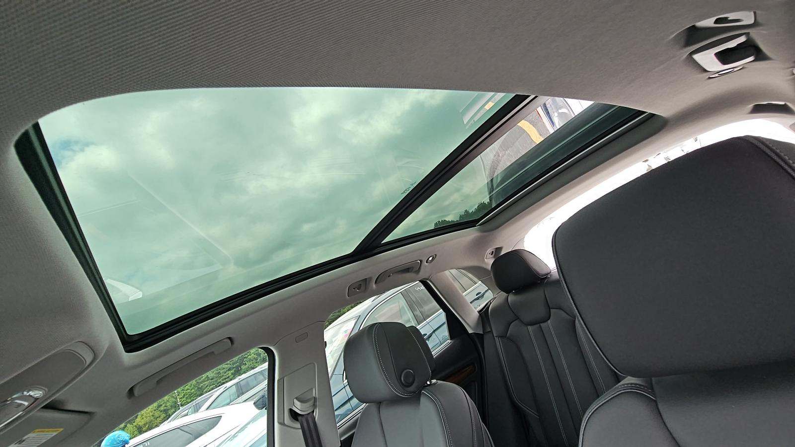 2022 Audi Q5 S line Premium Plus AWD