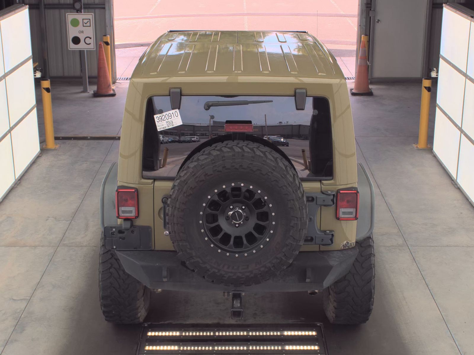 2013 Jeep Wrangler Unlimited Rubicon AWD