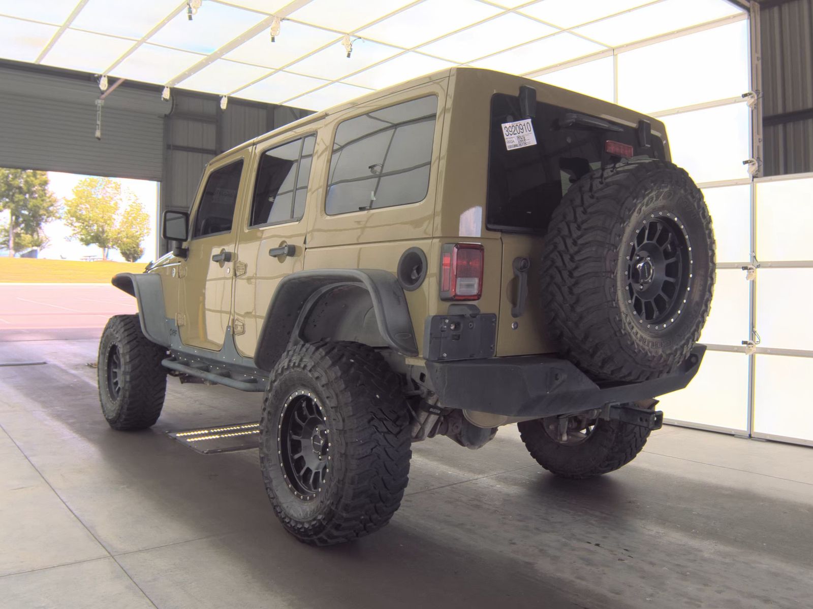 2013 Jeep Wrangler Unlimited Rubicon AWD