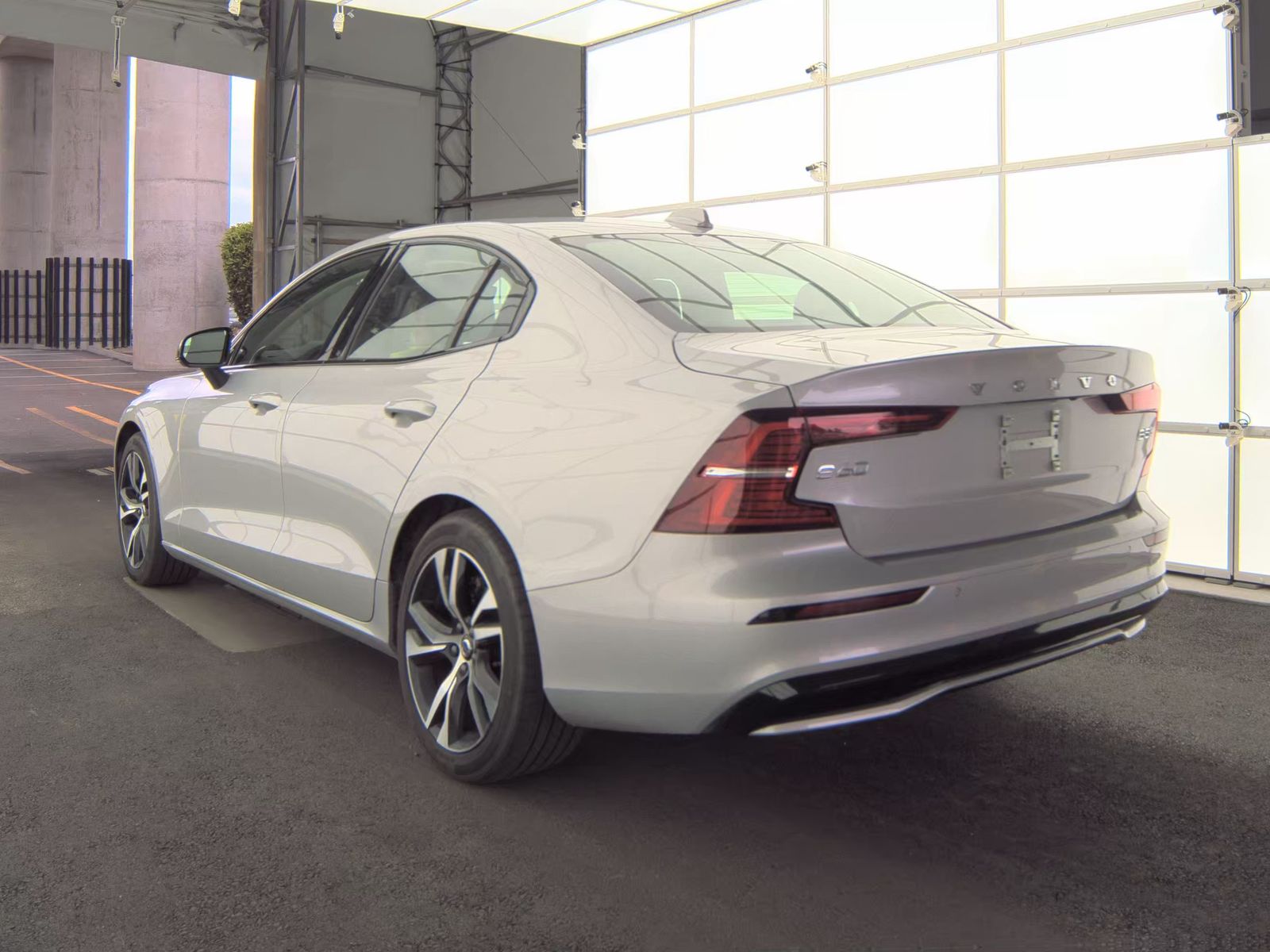 2025 Volvo S60 B5 Core AWD