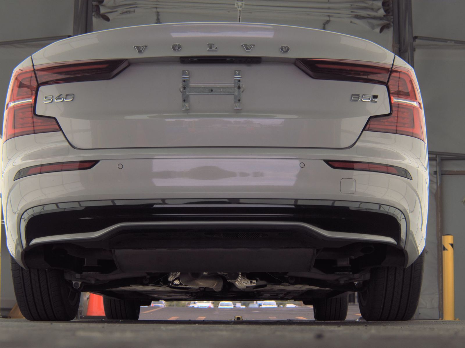 2025 Volvo S60 B5 Core AWD