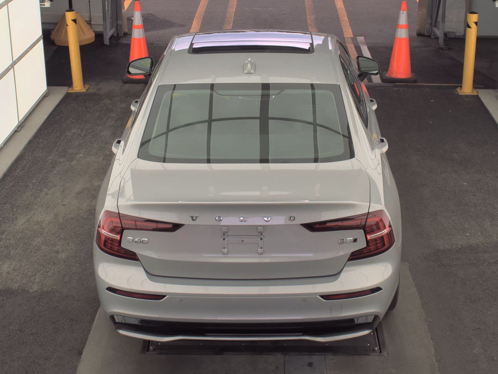 2025 Volvo S60 B5 Core AWD