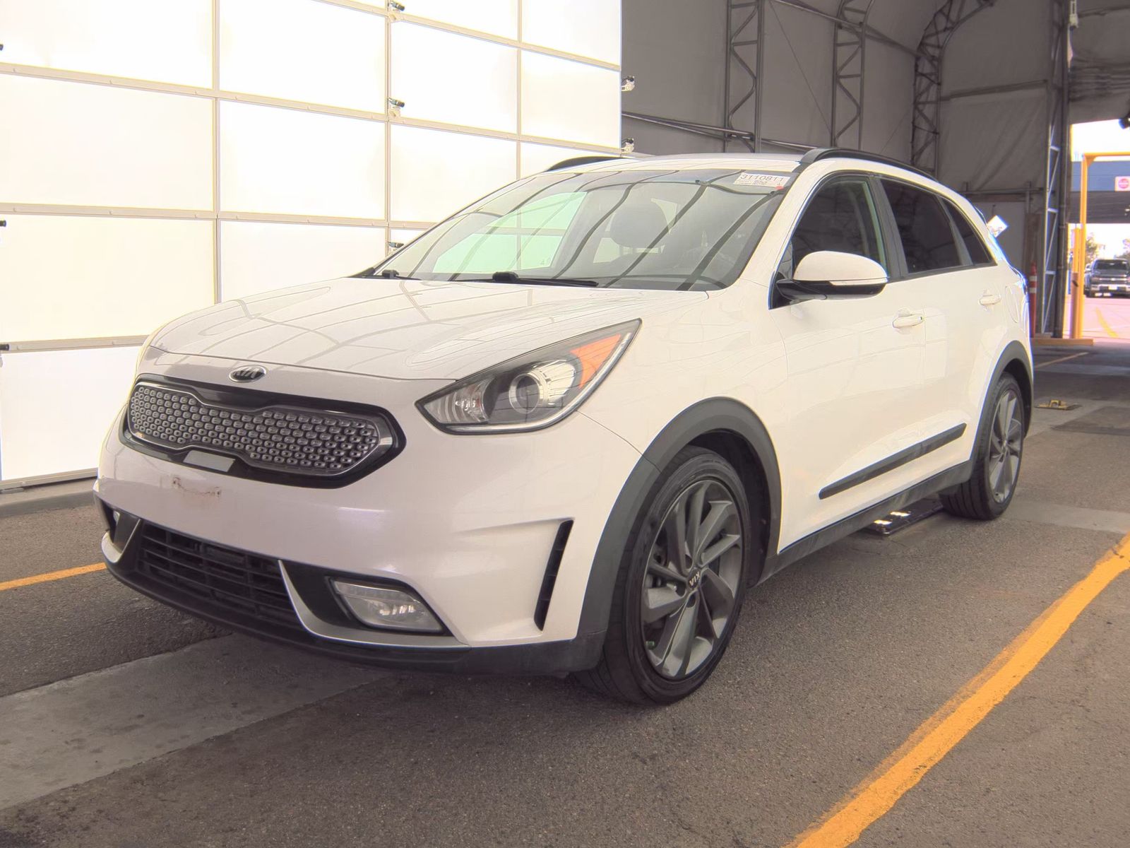 2017 Kia Niro Touring Launch Edition FWD