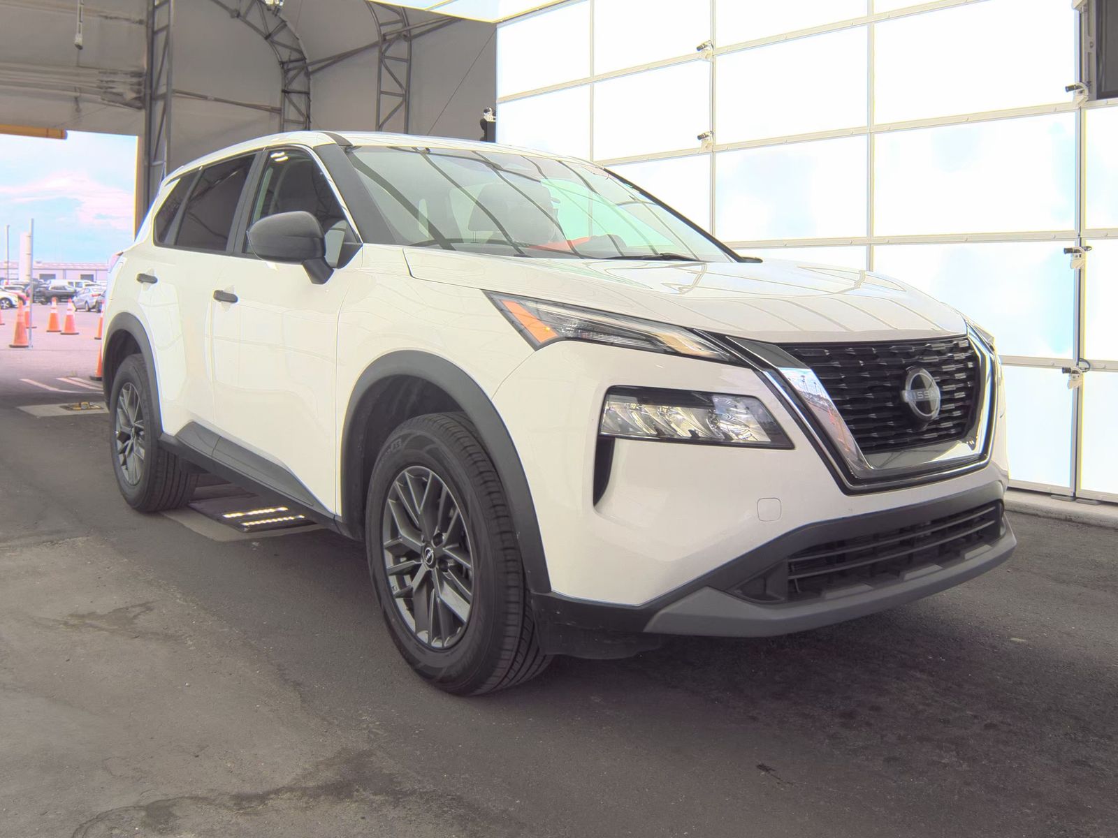 2023 Nissan Rogue S FWD