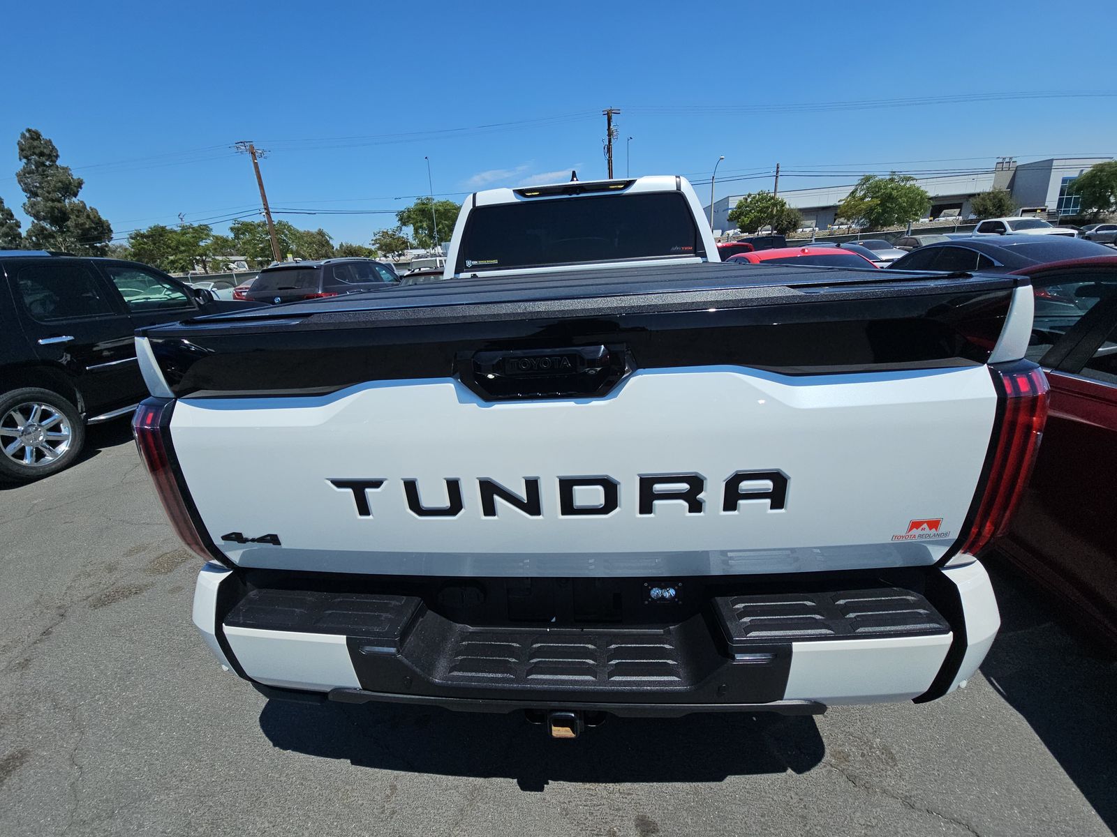 2022 Toyota Tundra Hybrid Platinum AWD