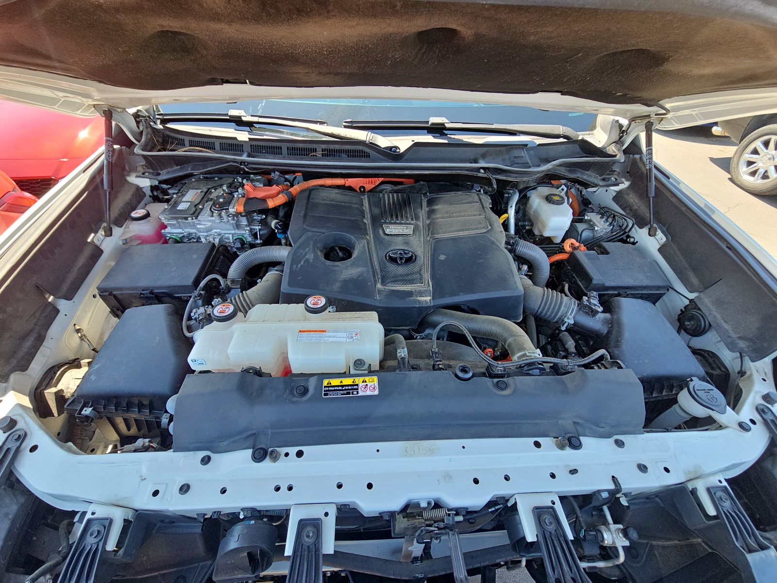 2022 Toyota Tundra Hybrid Platinum AWD