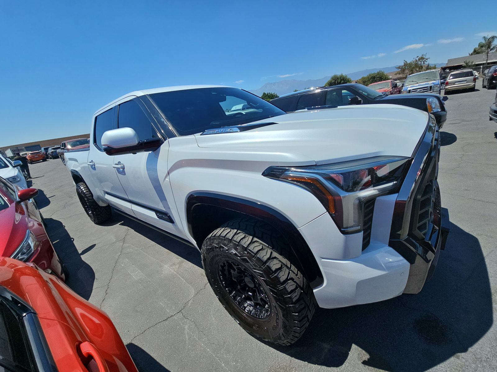 2022 Toyota Tundra Hybrid Platinum AWD
