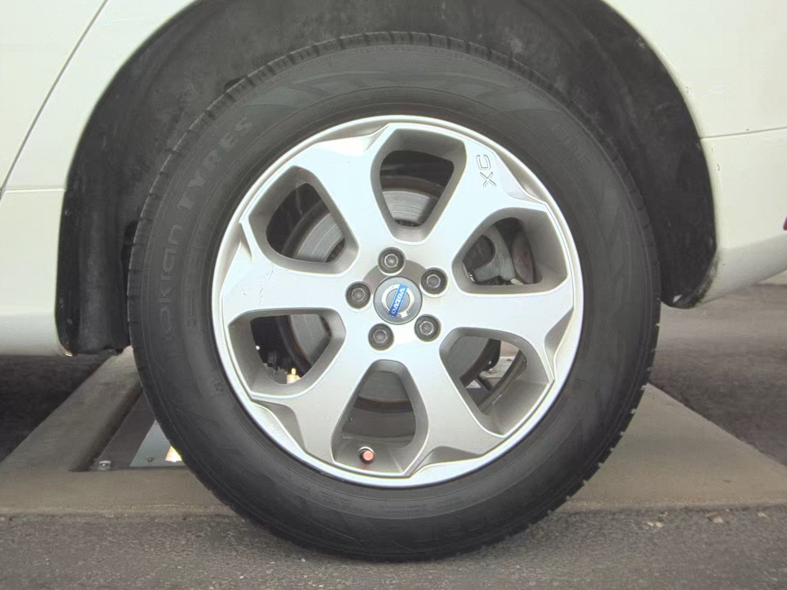 2016 Volvo XC60 T5 FWD