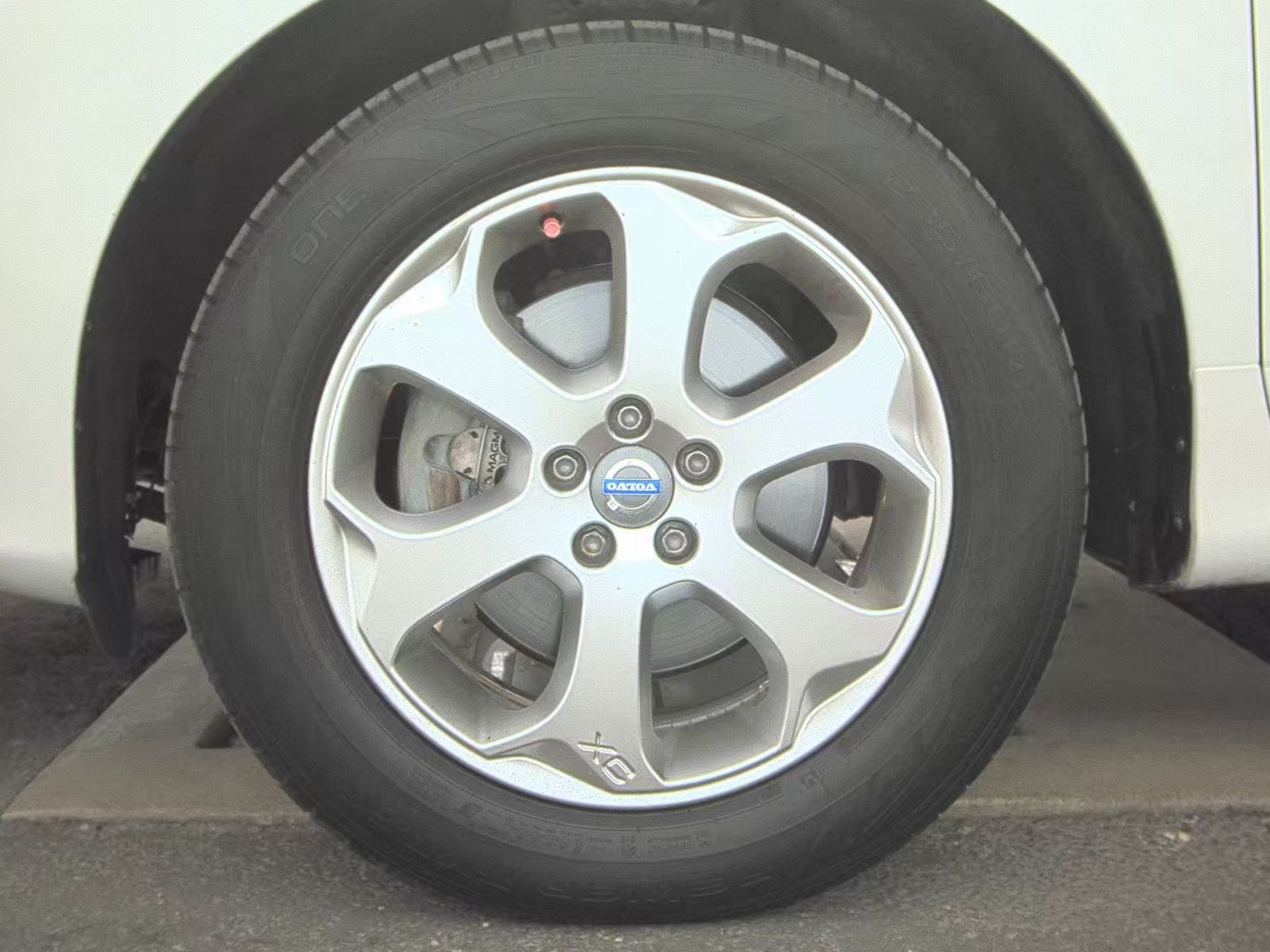 2016 Volvo XC60 T5 FWD