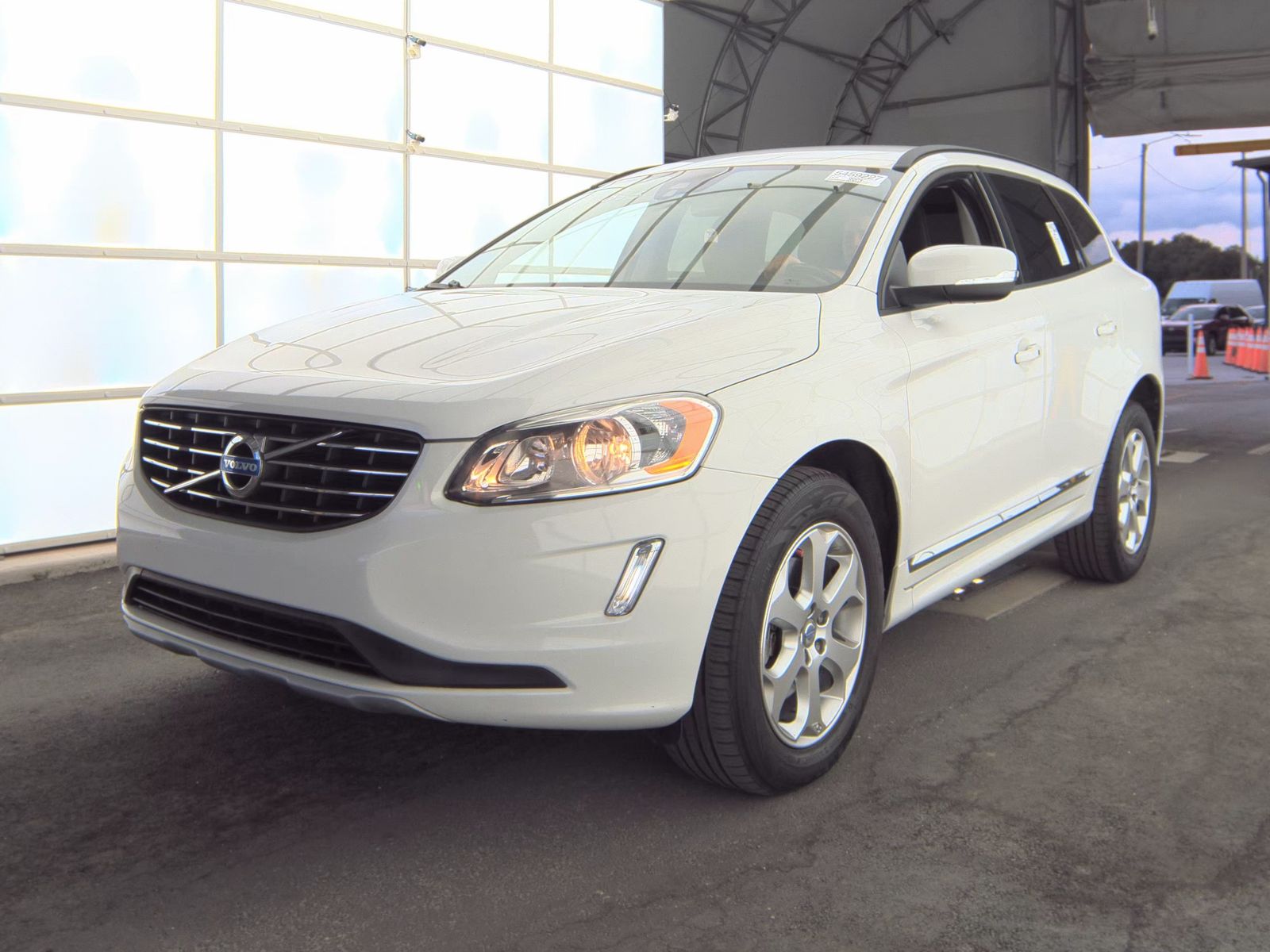 2016 Volvo XC60 T5 FWD