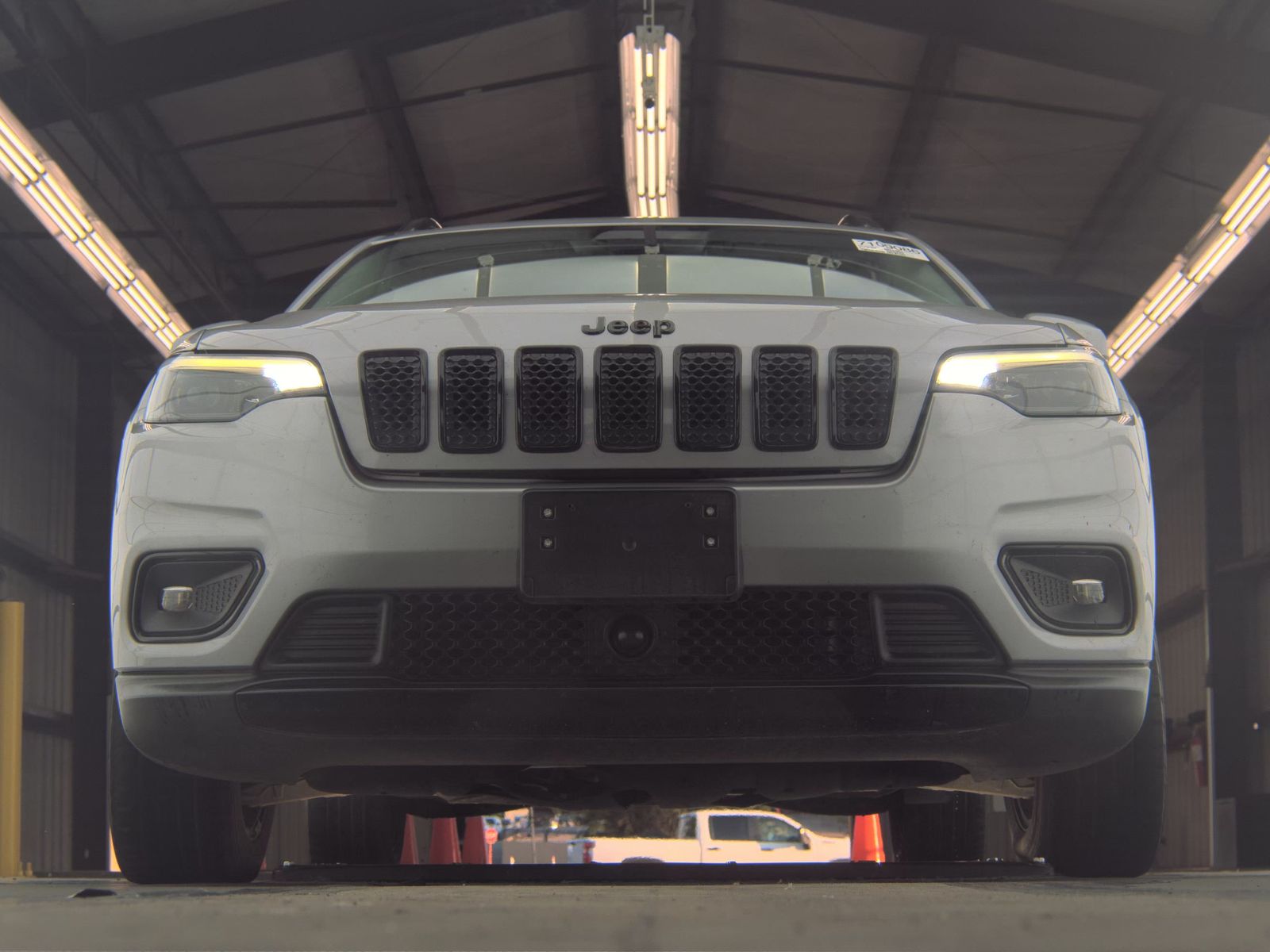 2021 Jeep Cherokee Latitude Altitude Edition FWD