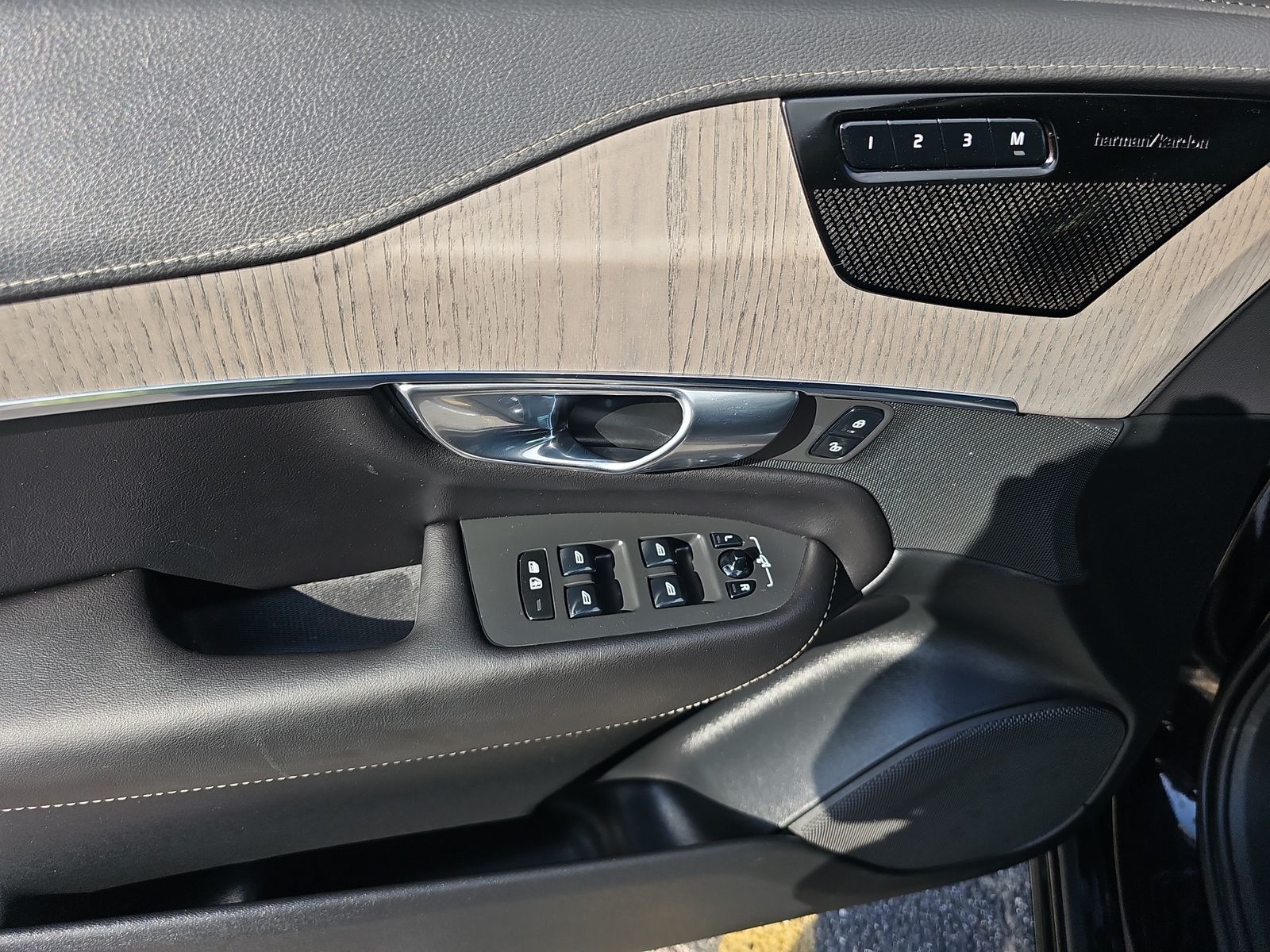 2021 Volvo XC90 T6 Inscription AWD