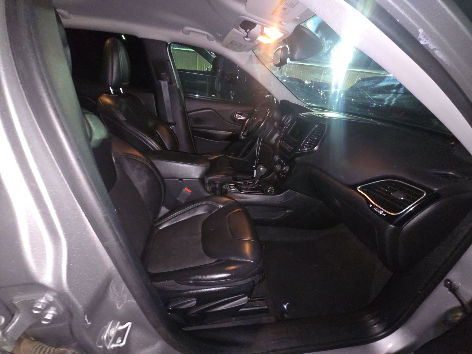 2021 Jeep Cherokee Latitude Altitude Edition FWD
