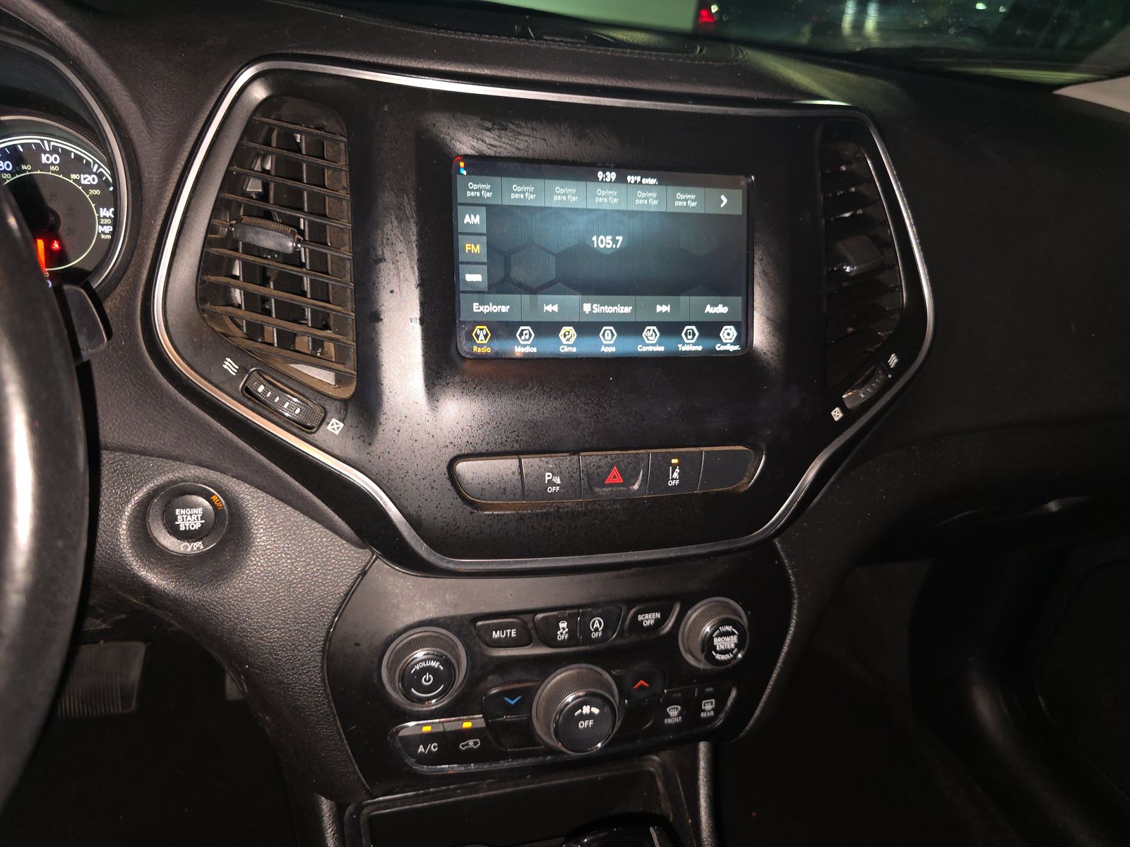 2021 Jeep Cherokee Latitude Altitude Edition FWD
