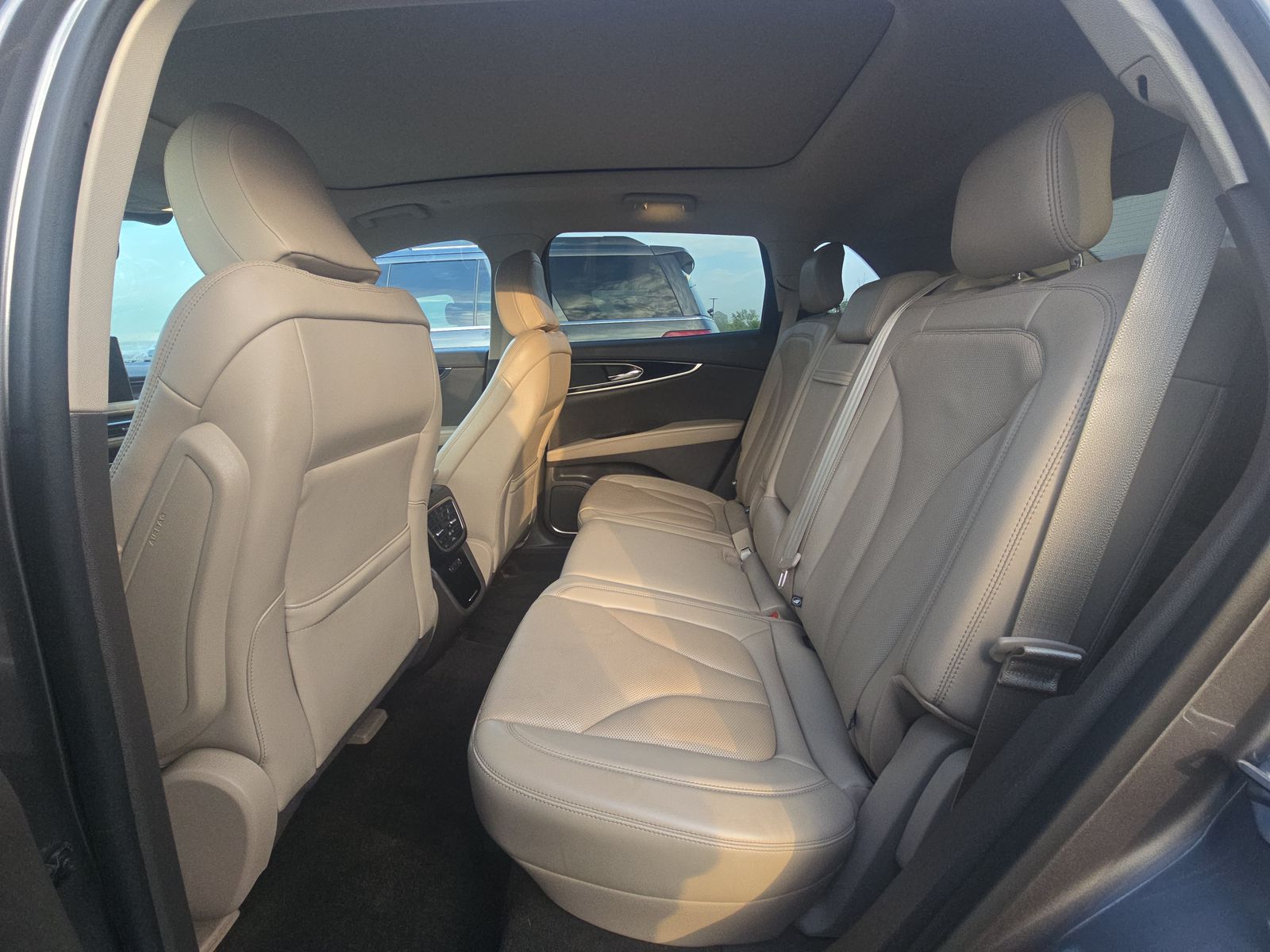 2022 Lincoln Nautilus Reserve AWD