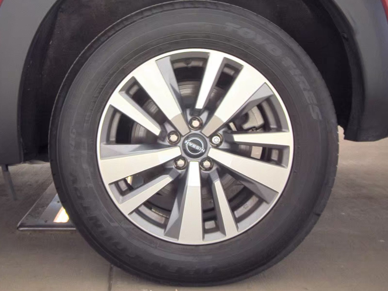2023 Nissan Pathfinder SL AWD