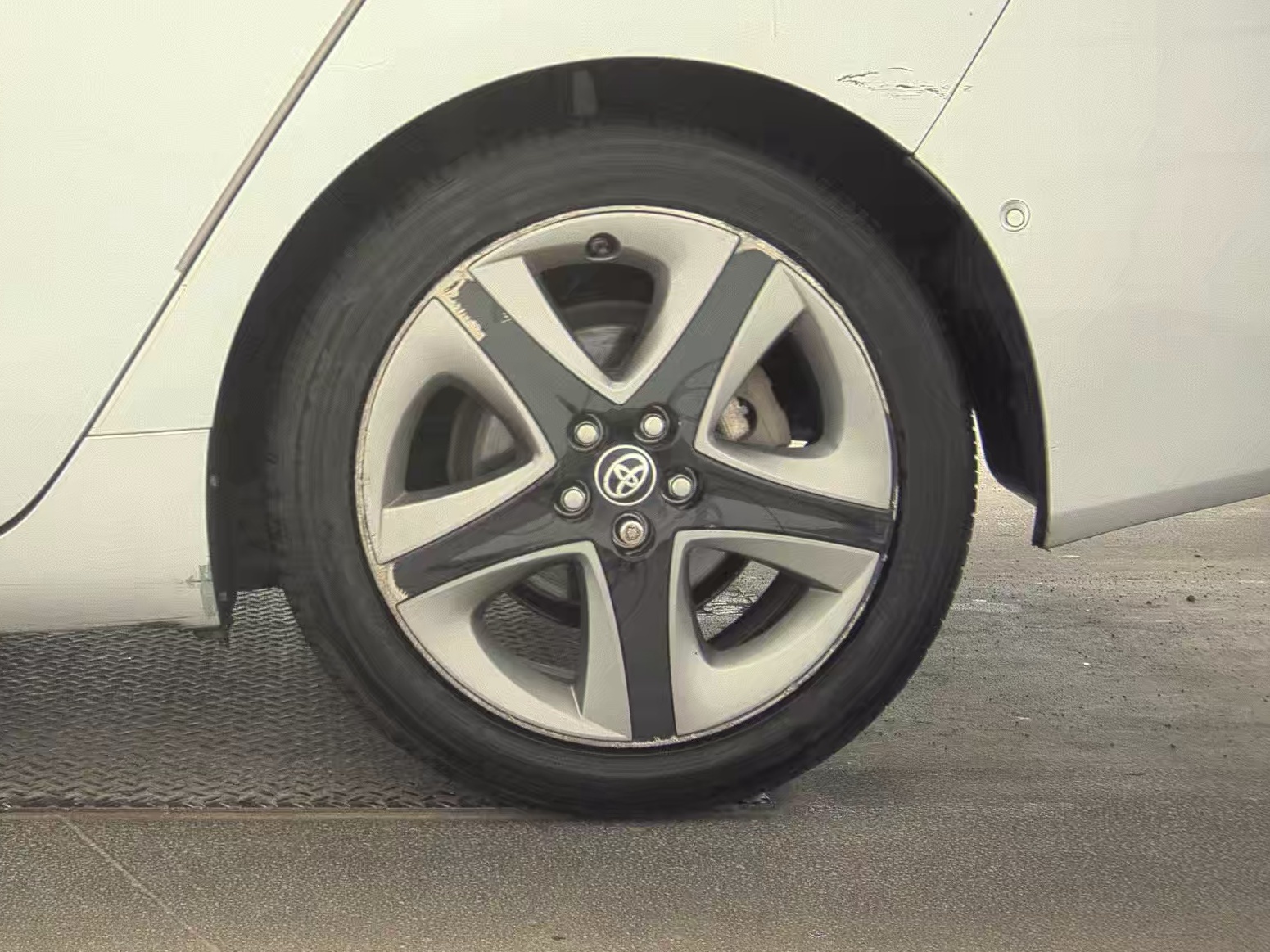 2021 Toyota Prius Limited FWD