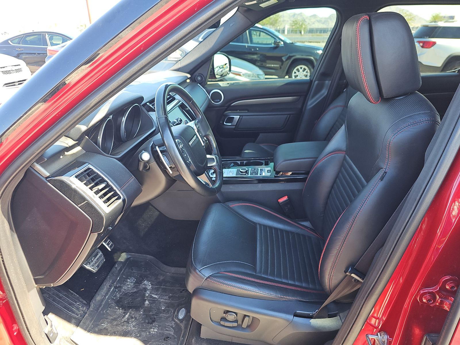 2017 Land Rover Discovery HSE Luxury AWD