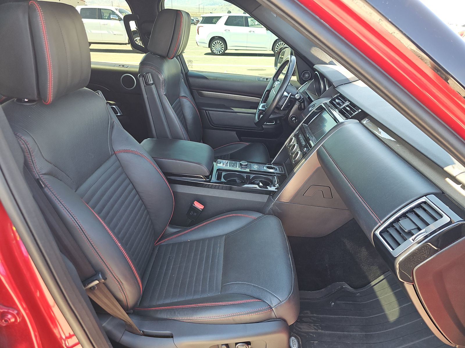 2017 Land Rover Discovery HSE Luxury AWD