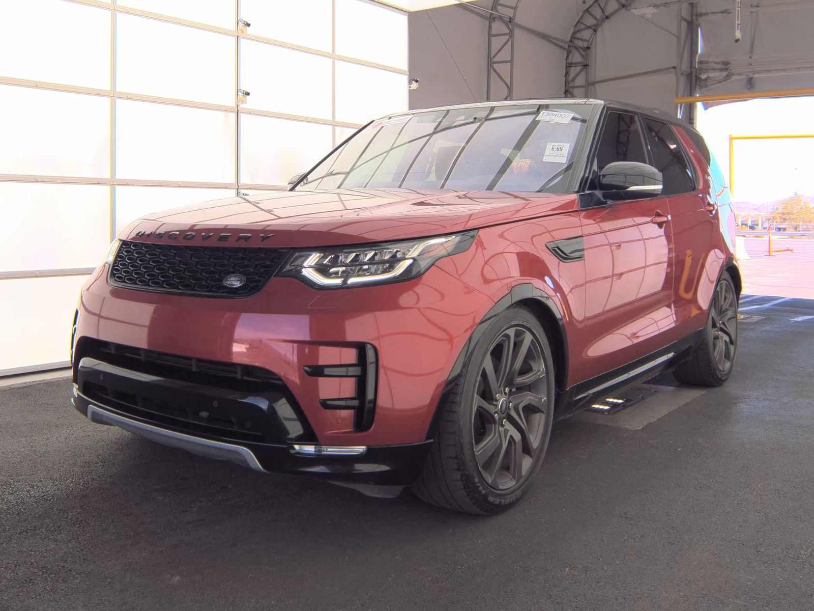 2017 Land Rover Discovery HSE Luxury AWD
