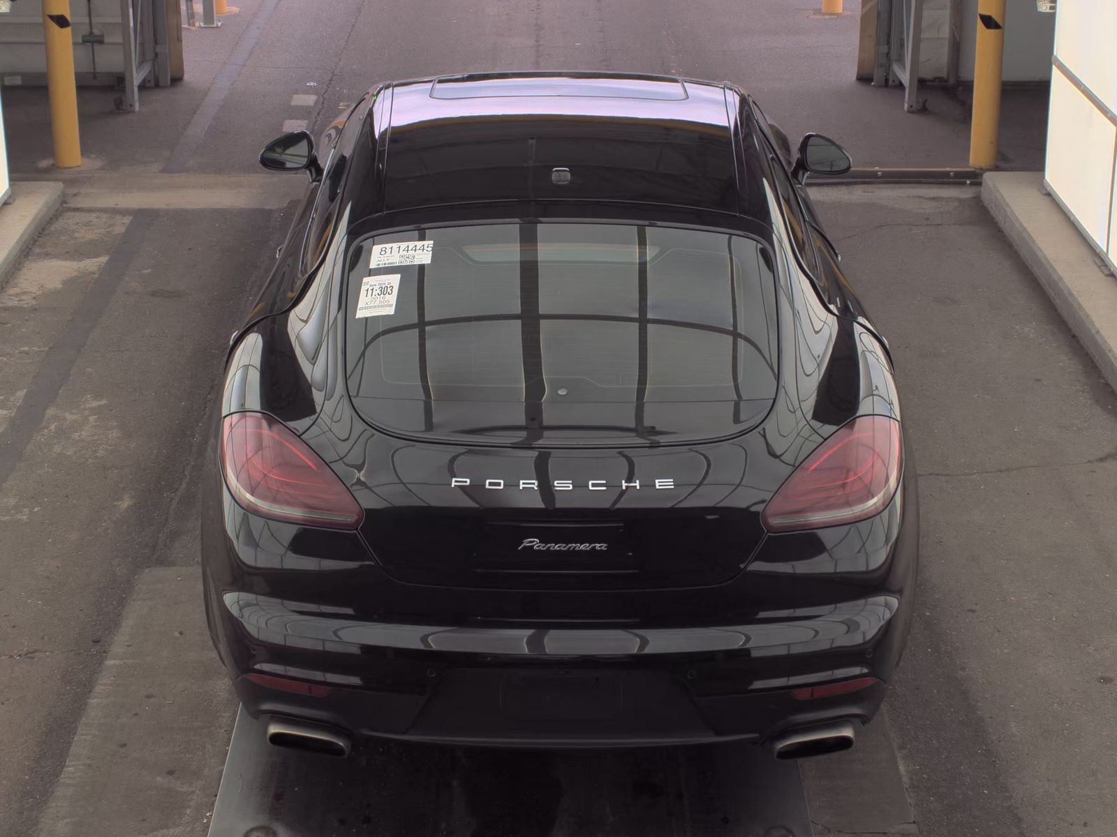 2016 Porsche Panamera Base RWD