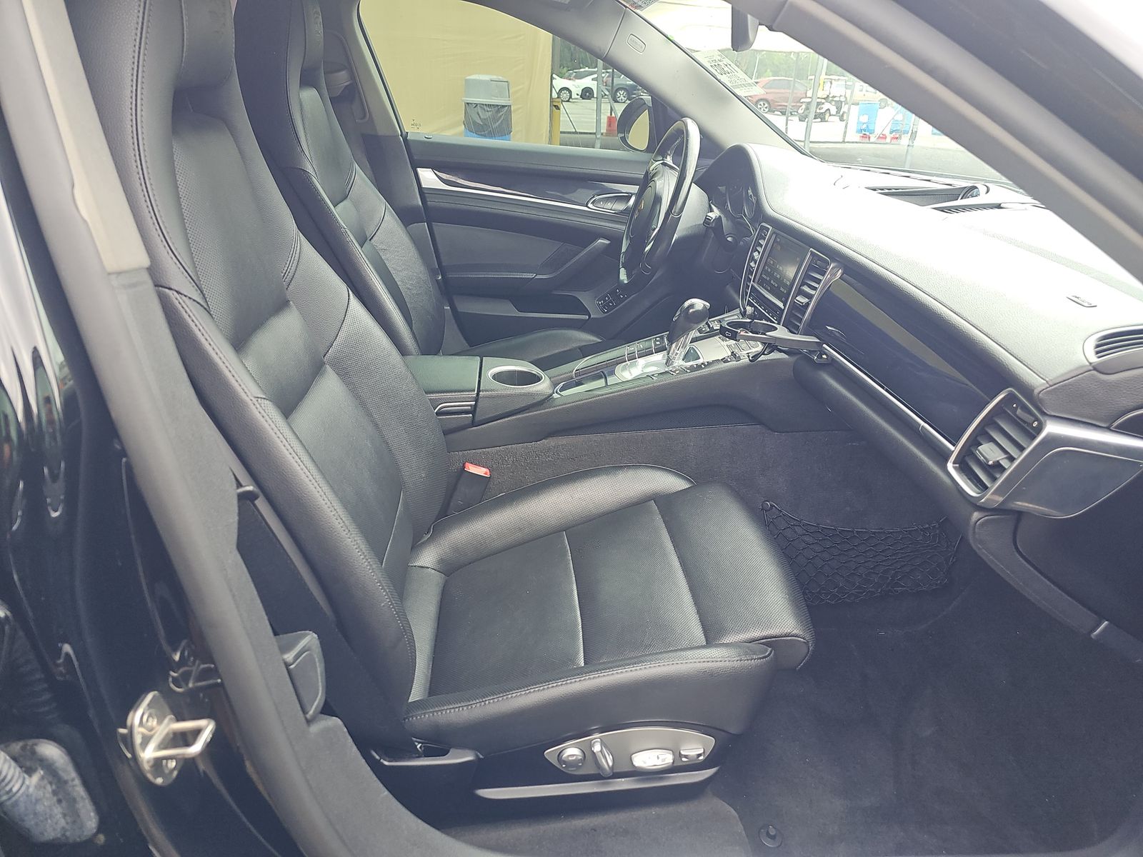 2016 Porsche Panamera Base RWD