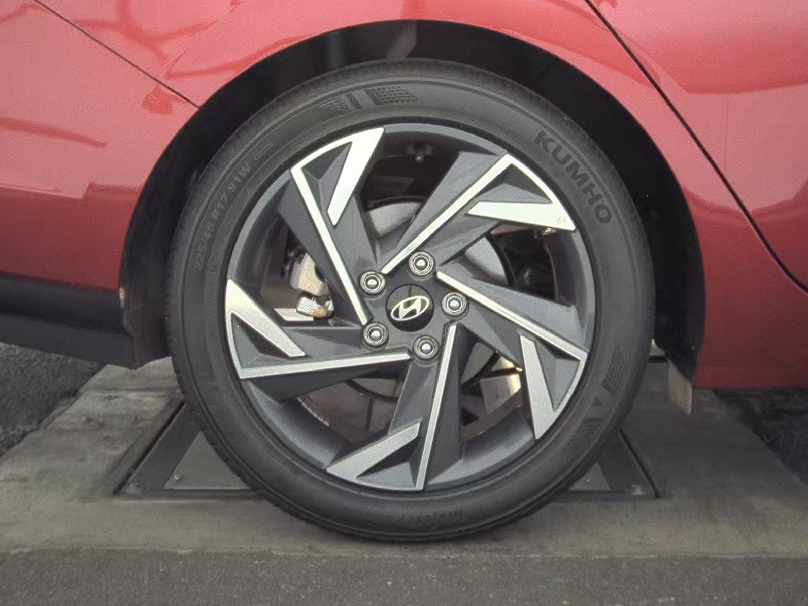 2025 Hyundai Elantra SEL Sport FWD