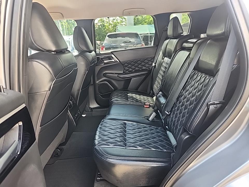 2024 Mitsubishi Outlander SEL FWD