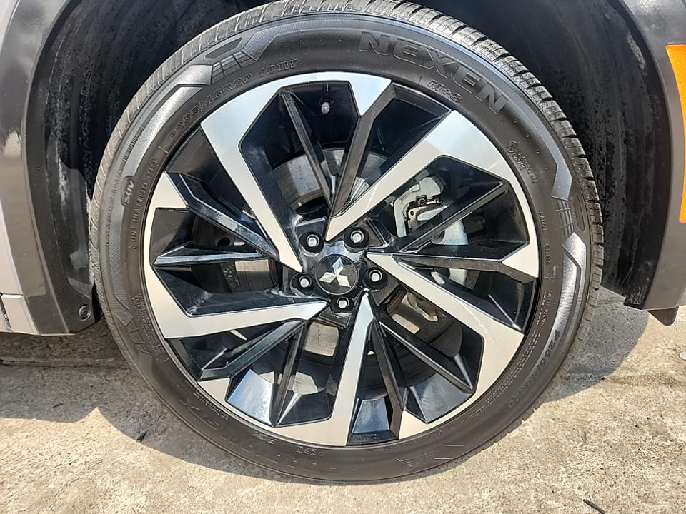 2024 Mitsubishi Outlander SEL FWD