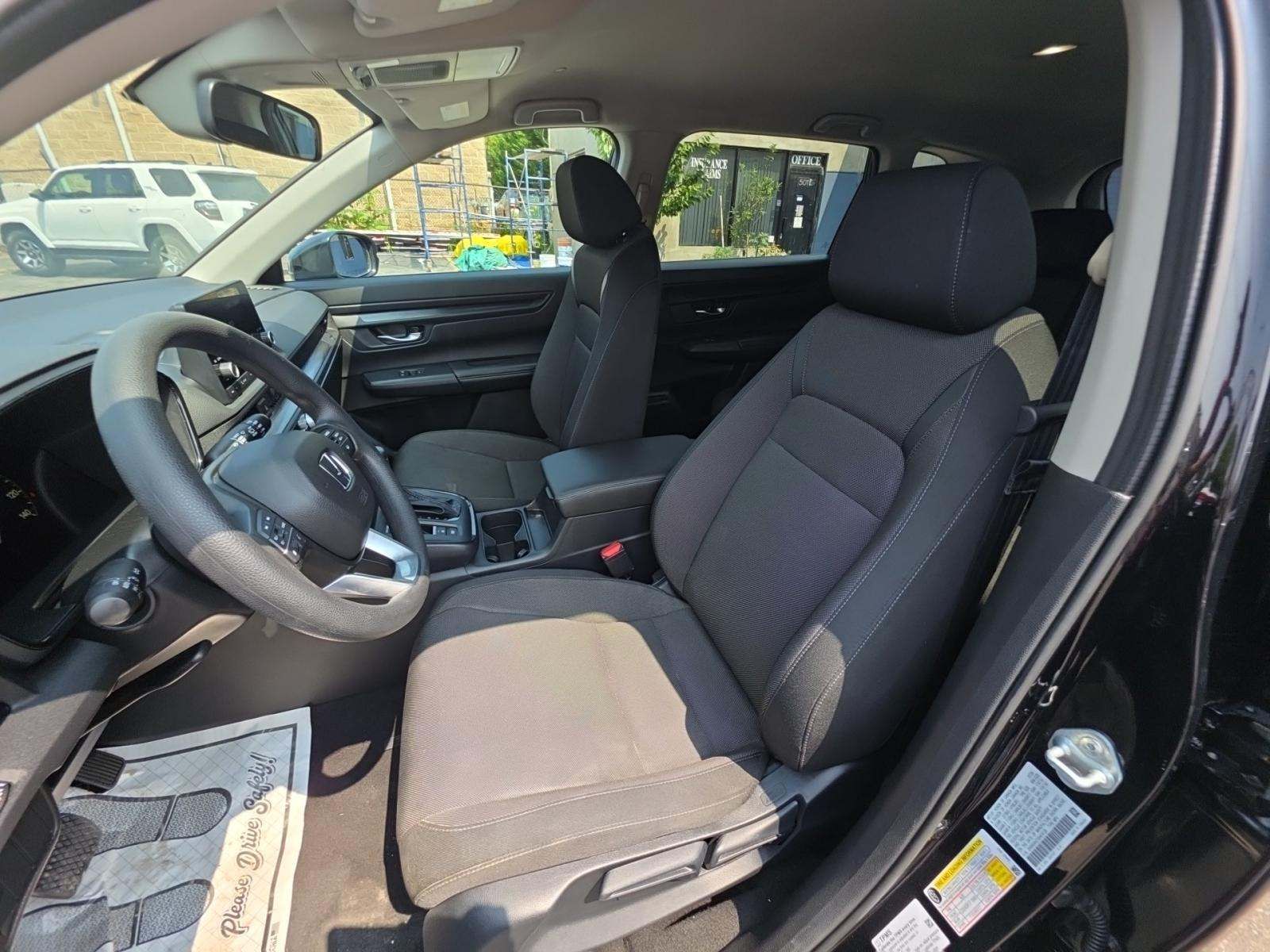 2025 Honda CR-V LX AWD