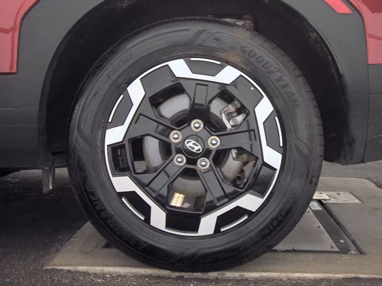 2025 Hyundai Santa Fe SEL FWD