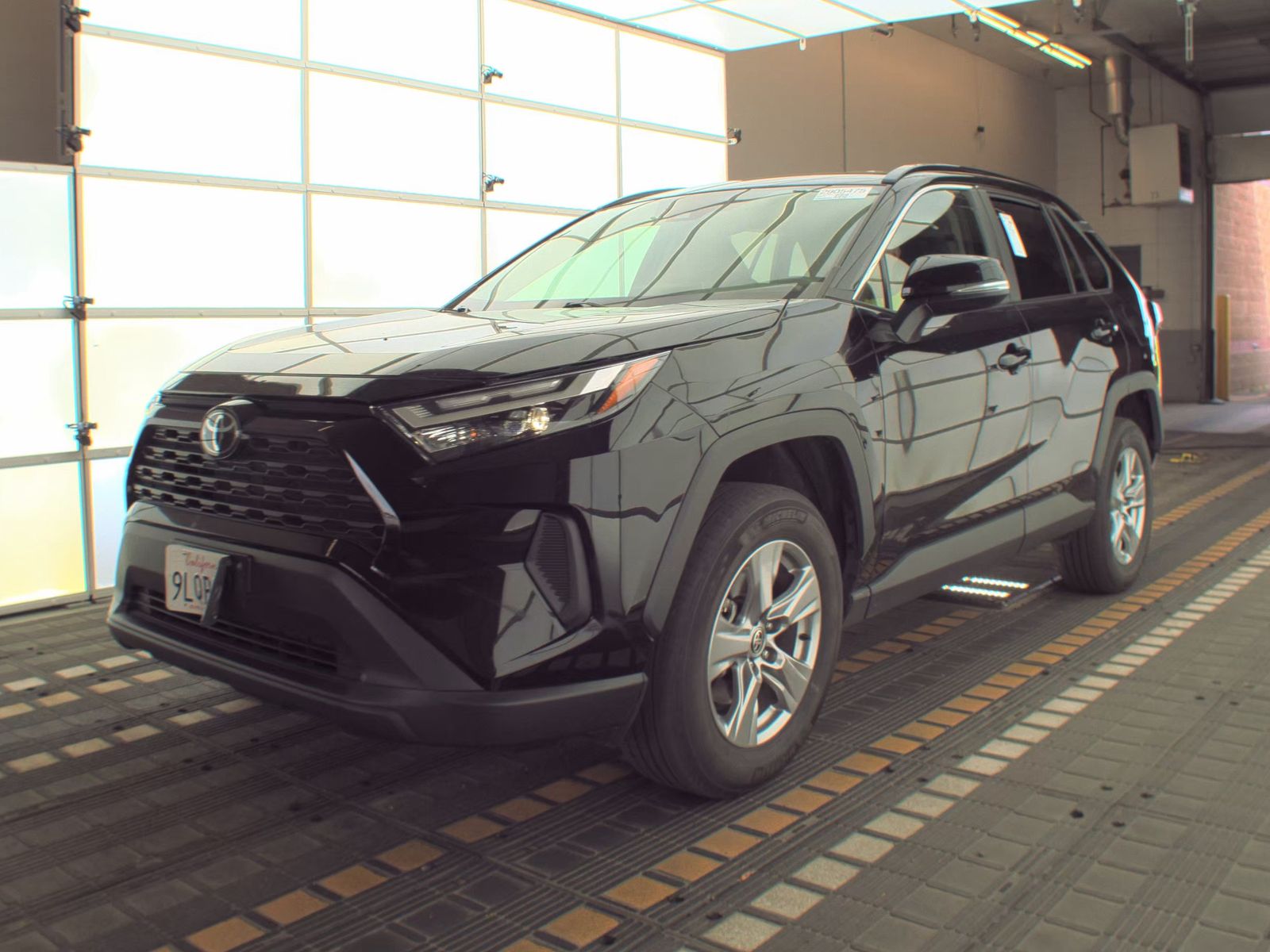 2024 Toyota RAV4 XLE FWD