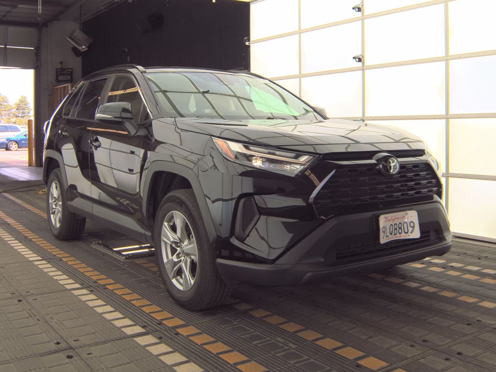 2024 Toyota RAV4 XLE FWD