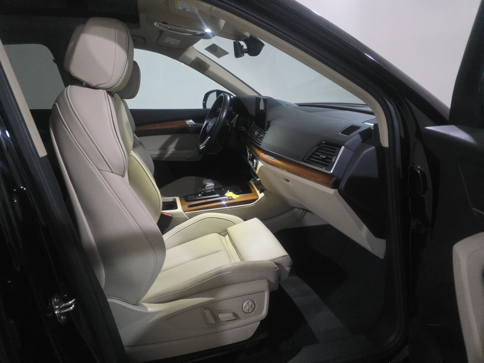 2023 Audi Q5 S line Premium Plus AWD