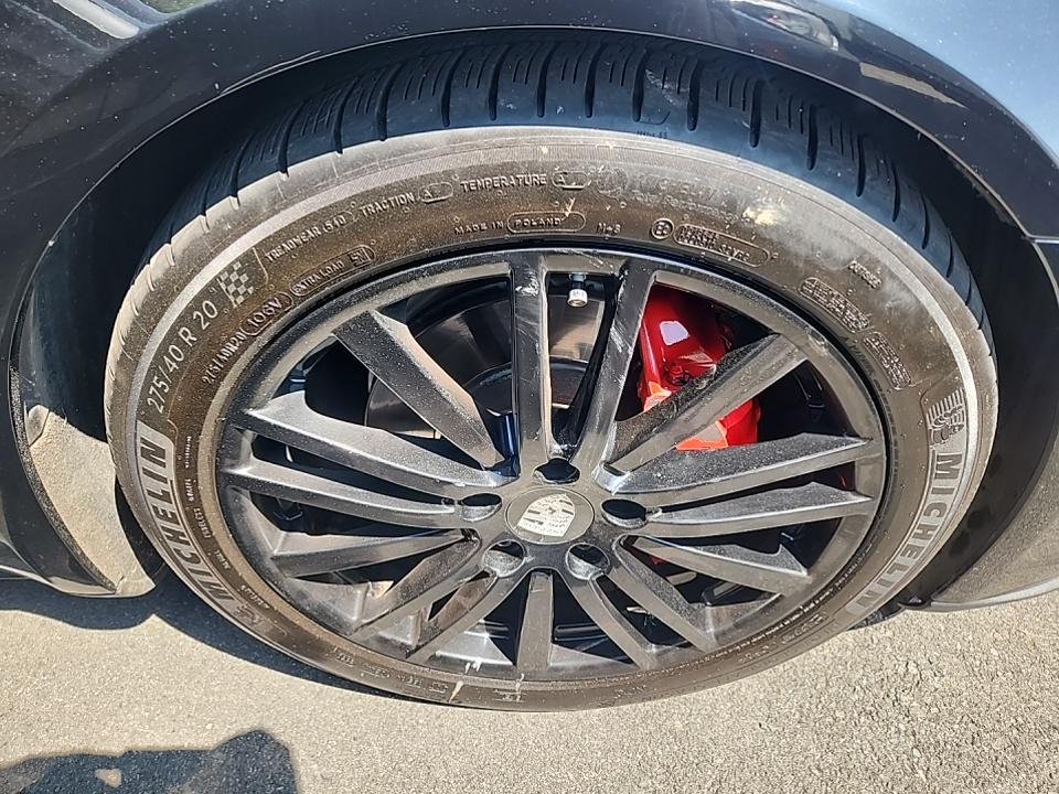 2018 Porsche Panamera Base RWD